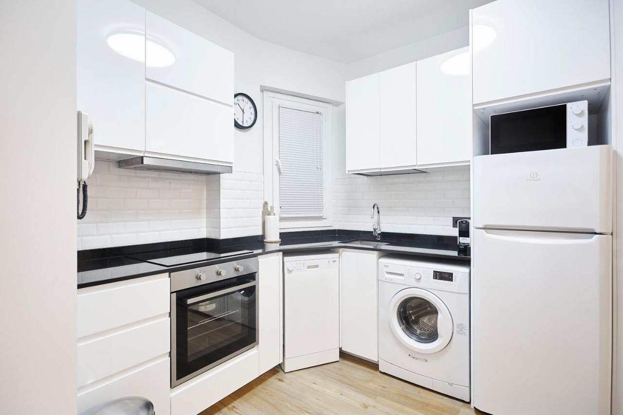 Izpizua Apartment Сан Себастиан Екстериор снимка