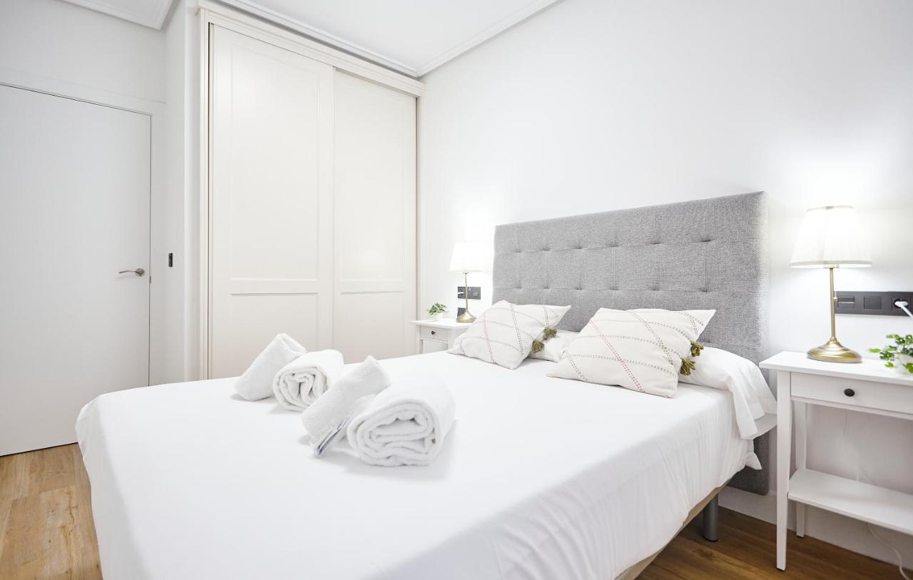 Izpizua Apartment Сан Себастиан Екстериор снимка