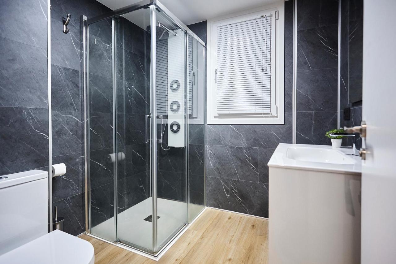 Izpizua Apartment Сан Себастиан Екстериор снимка